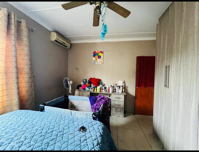 4 BEDROOM HOUSE FOR SALE IN HILLGROVE